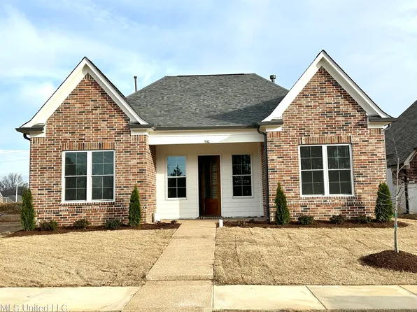 3510 Hatton Dr, Nesbit, MS 38651