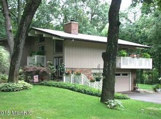 5121 Thrasher Ct, Kalamazoo, MI 49009