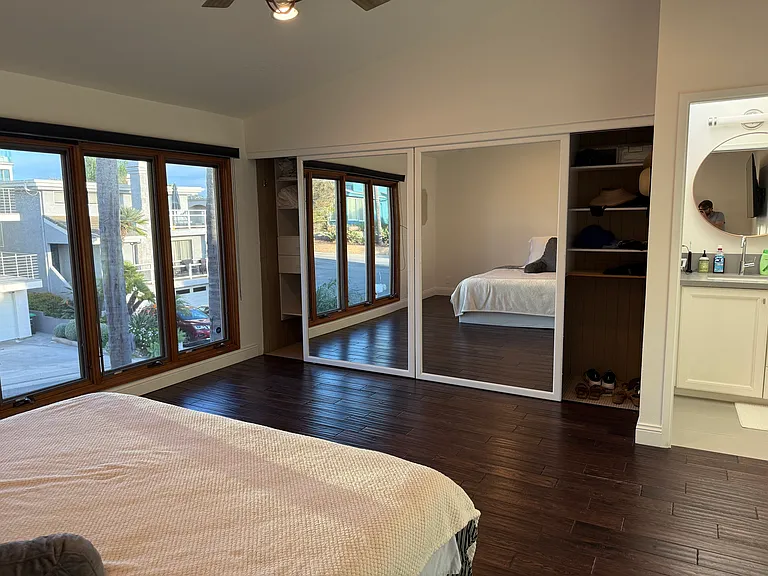 883 Acapulco St — Photo 20