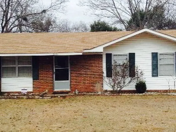 2606 Scott Rd, Dothan, AL 36303