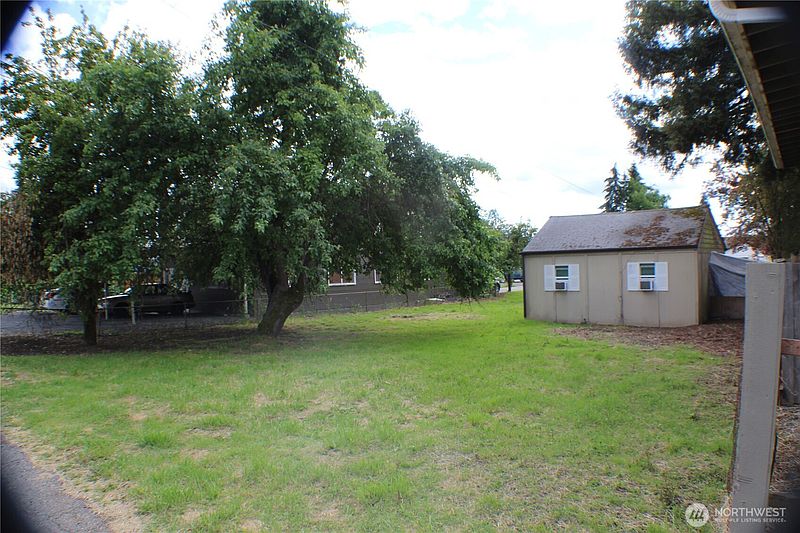 5th image of 336 SW 15th Street