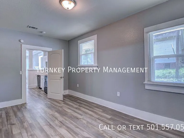 1822 Booker St — Photo 7