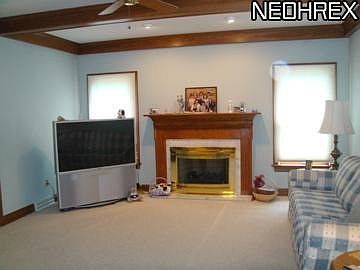 3rd image of 1786 Island Dr