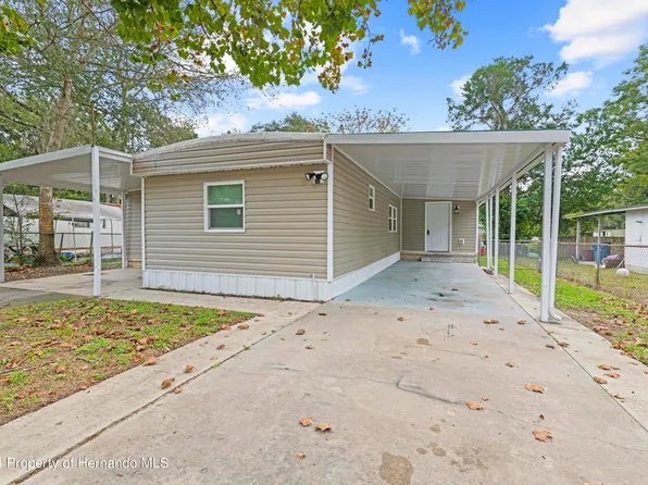 21310 Campbell Dr, Brooksville, FL 34601