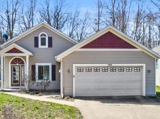 14924 Minetta Ave, Spring Lake, MI