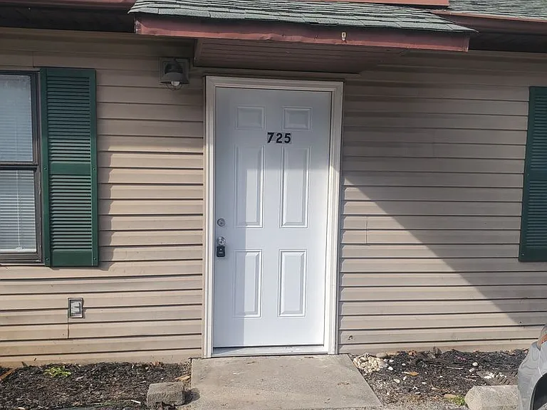 725 W Casey Dr #U03 — Photo 1