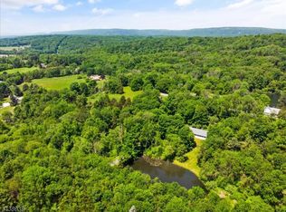 2 Bingham Ln, Blairstown, NJ 07825