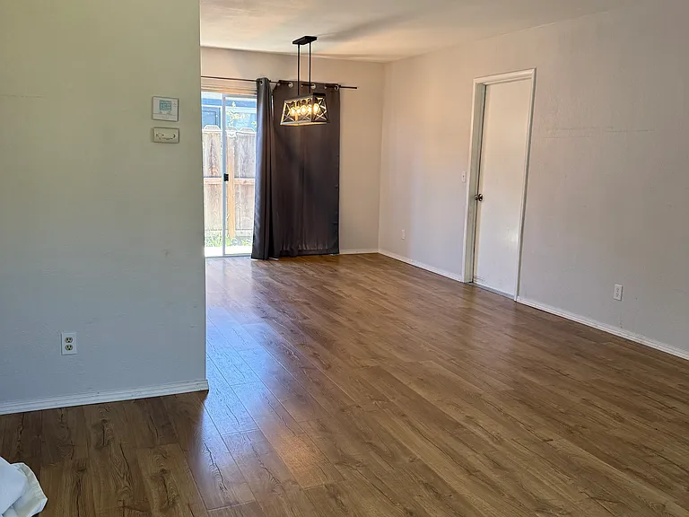 1505 Blackoak Dr #1501 — Photo 6
