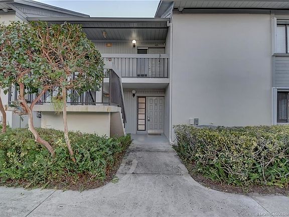 2nd image of 2223 NW 22nd Ave APT 103