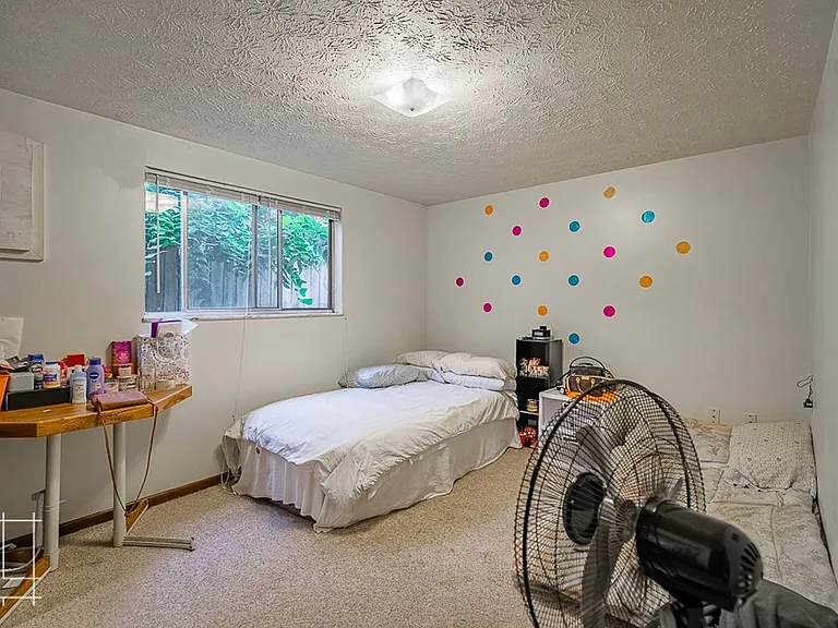 1120-1134 Apollo Pl. — Photo 8