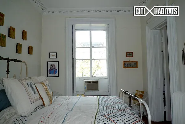 Rented by Citi Habitats | media 44