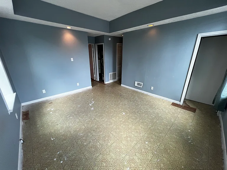 3308 Illinois Ave — Photo 21
