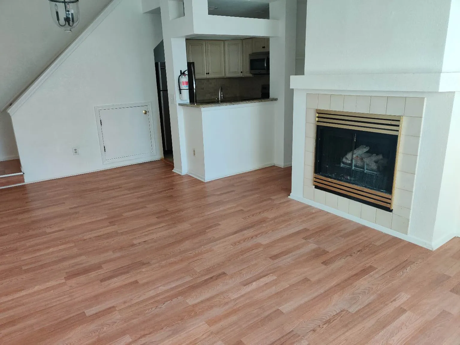 76 Wescott Rd — Photo 2