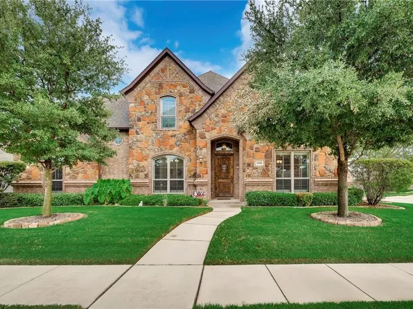 9100 Belshire Dr, North Richland Hills, TX 76182