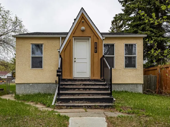 11612 130th Ave NW, Edmonton, AB T5E 0V1