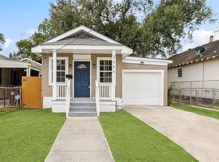 2666 Acacia St, New Orleans, LA 70122