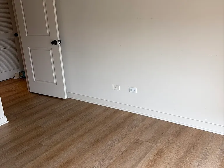 2725 Thatcher Ave #408 — Photo 8