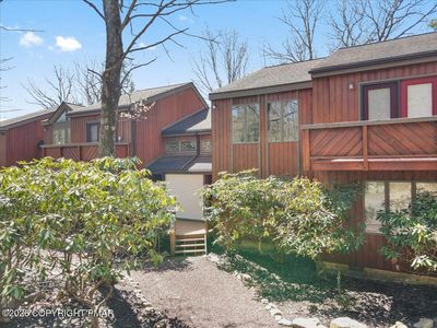 35 Falcon Run, Lake Harmony, PA, 18624