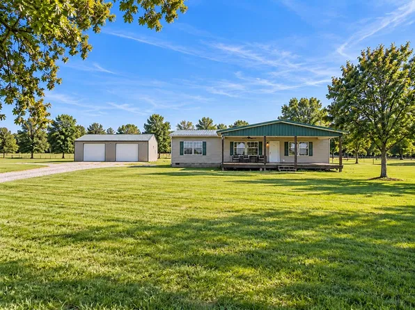 4242 Pleasant Ridge Rd, Maysville, KY 41056