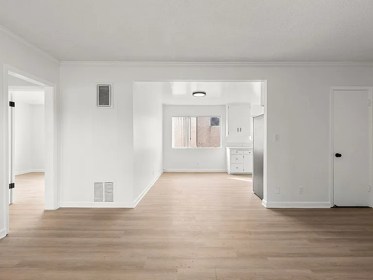20404 Cohasset — Photo 5
