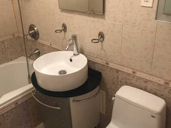 2475 East 11th Street image 4 of 11