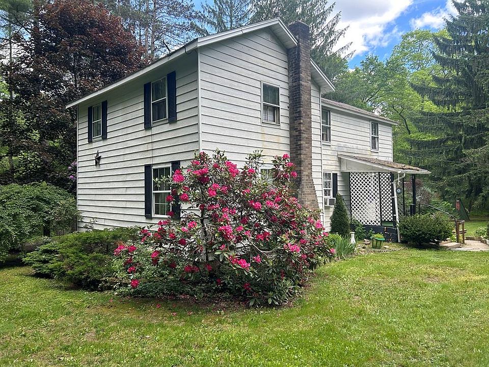 1st image of 321 Frills Corners Dr