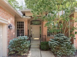 10387 Spring Highland Dr, Indianapolis, IN 46290