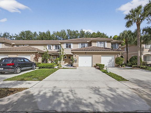 2nd image of 4771 Pinemore Lane