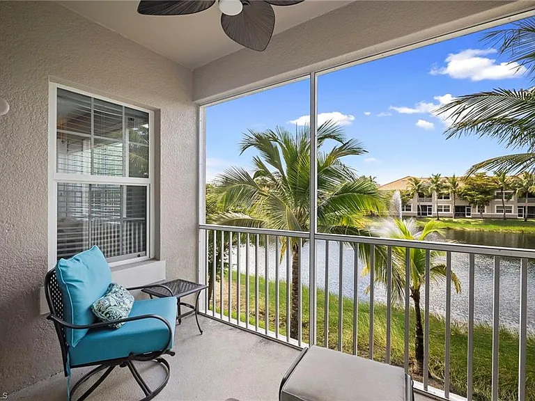 23520 Alamanda Dr #202 — Photo 3