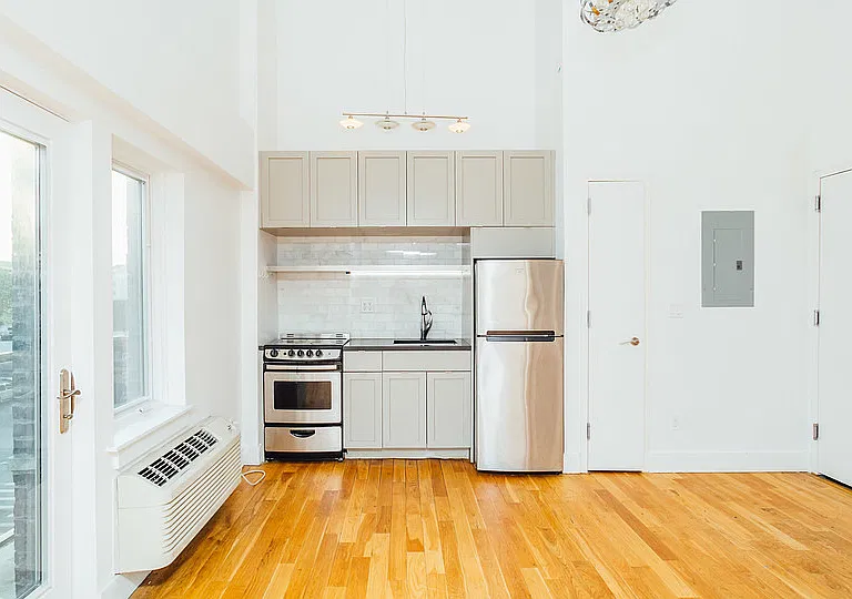 588 Myrtle Ave #502 — Photo 1