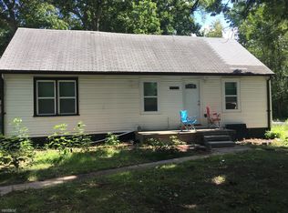 15843 McGuire St, Taylor, MI