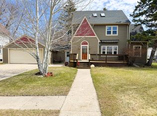 204 1st St E, Chokio, MN 56221