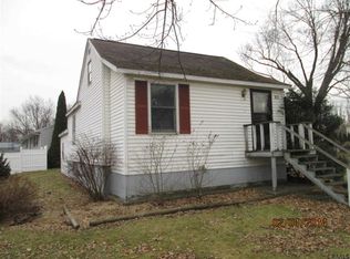 83 Seaman Ave, Castleton On Hudson, NY 12033