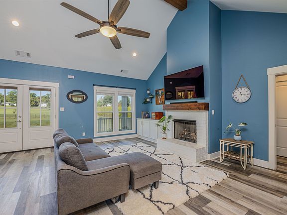 4th image of 3090 Marshall Rd