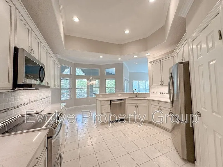 822 Summer Bay Dr — Photo 23