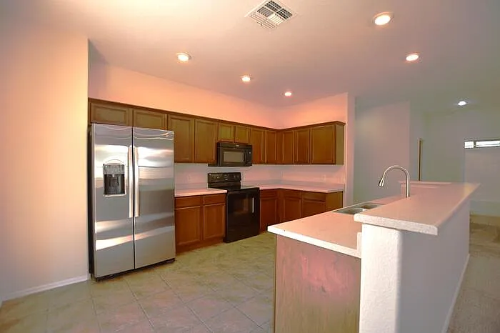 5310 E Harmony Ave — Photo 4