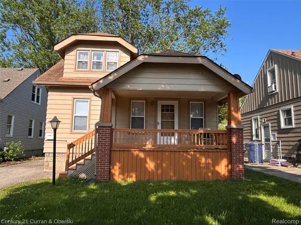 4429 Newberry St, Wayne, MI 48184