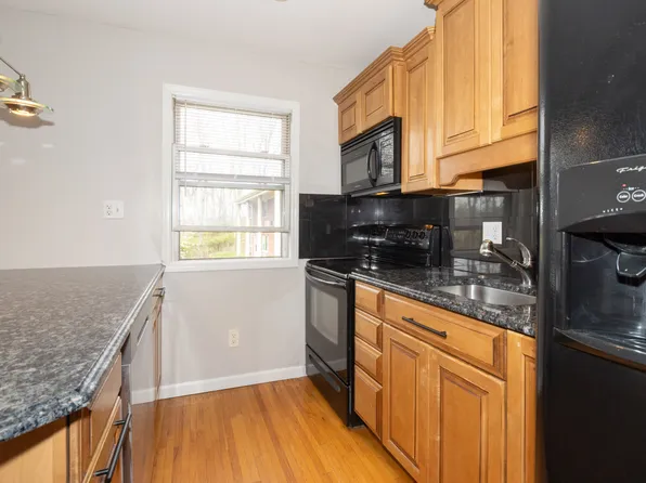 300 Wilson Rd APT 22C, Springfield, NJ 07081