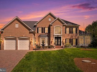 206 May Ln, Edgewater, MD 21037