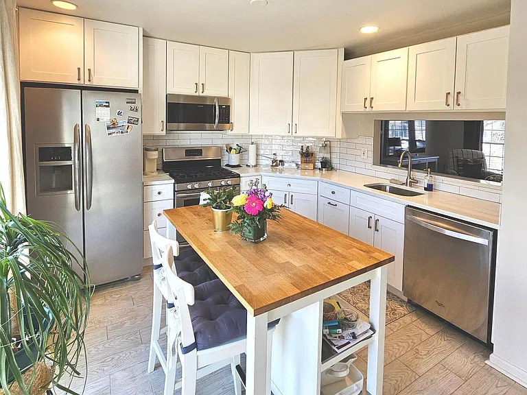 6552 Old Carriage Ln — Photo 8