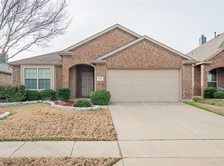 613 Partridge Dr, Aubrey, TX 76227