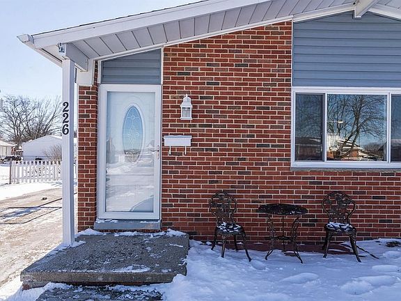 2nd image of 226 Nichols Dr