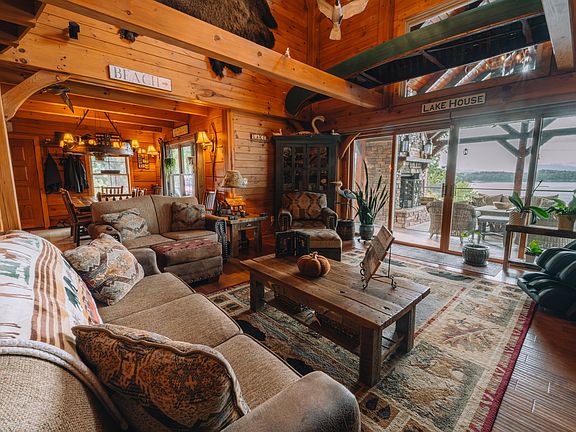 14th image of this home