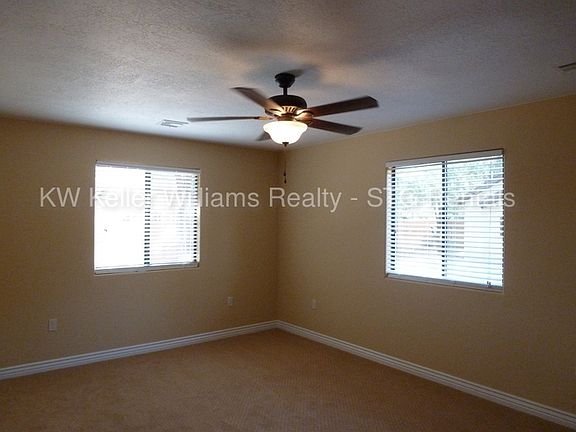 4th image of 553 W Saratoga Dr