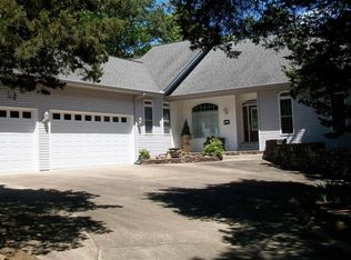 315 Lake Shore Dr W, Higden, AR 72067