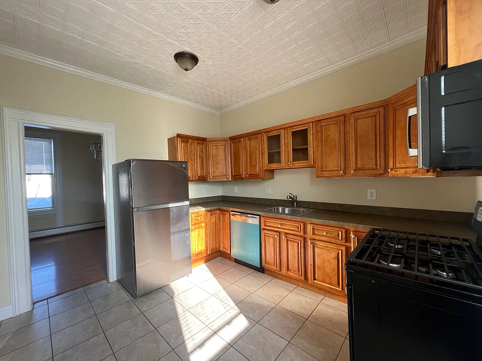 7 Passaic St #2