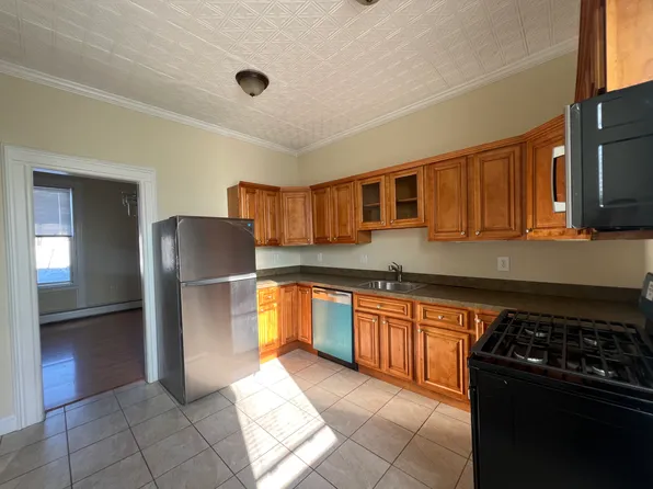 9 Bloomingdale Ave #2, Garfield, NJ 07026