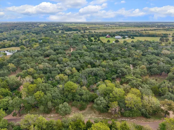 0 Kneip Round, La Grange, TX 78945