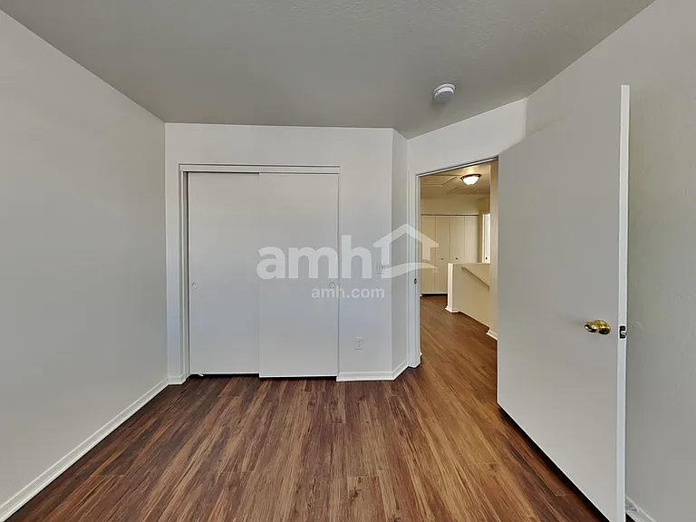 11019 E Arbor Ave — Photo 15