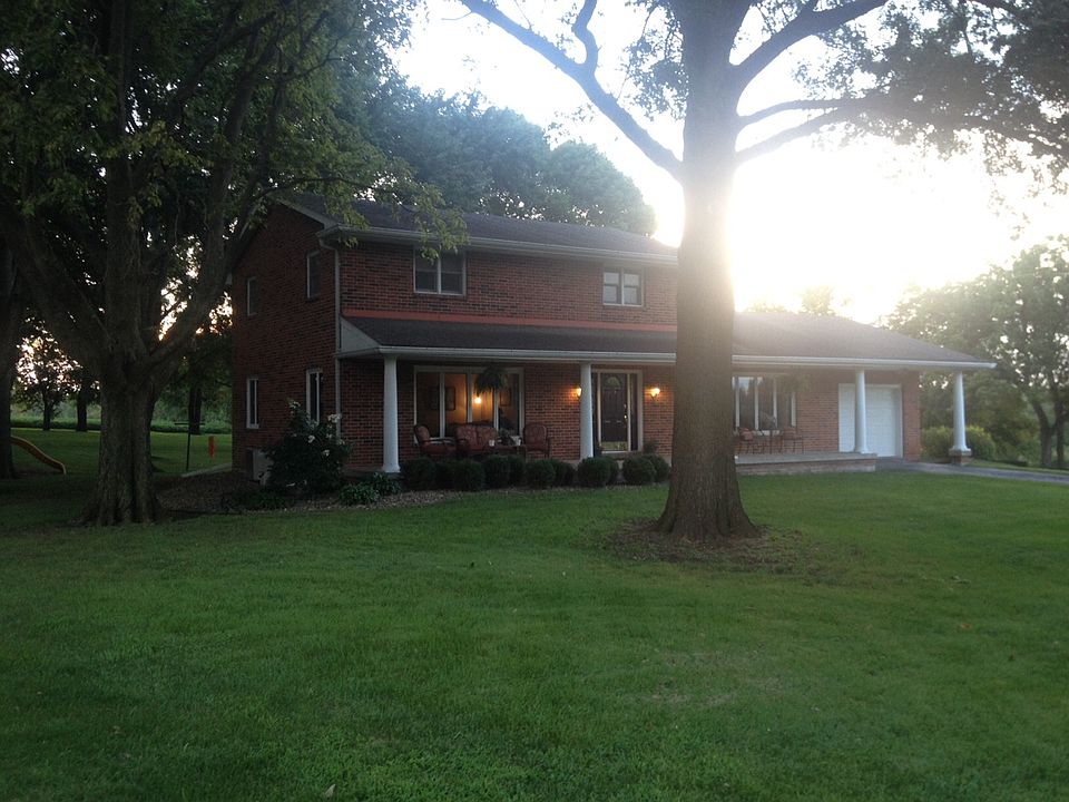 1st image of 2515 SE 1st St